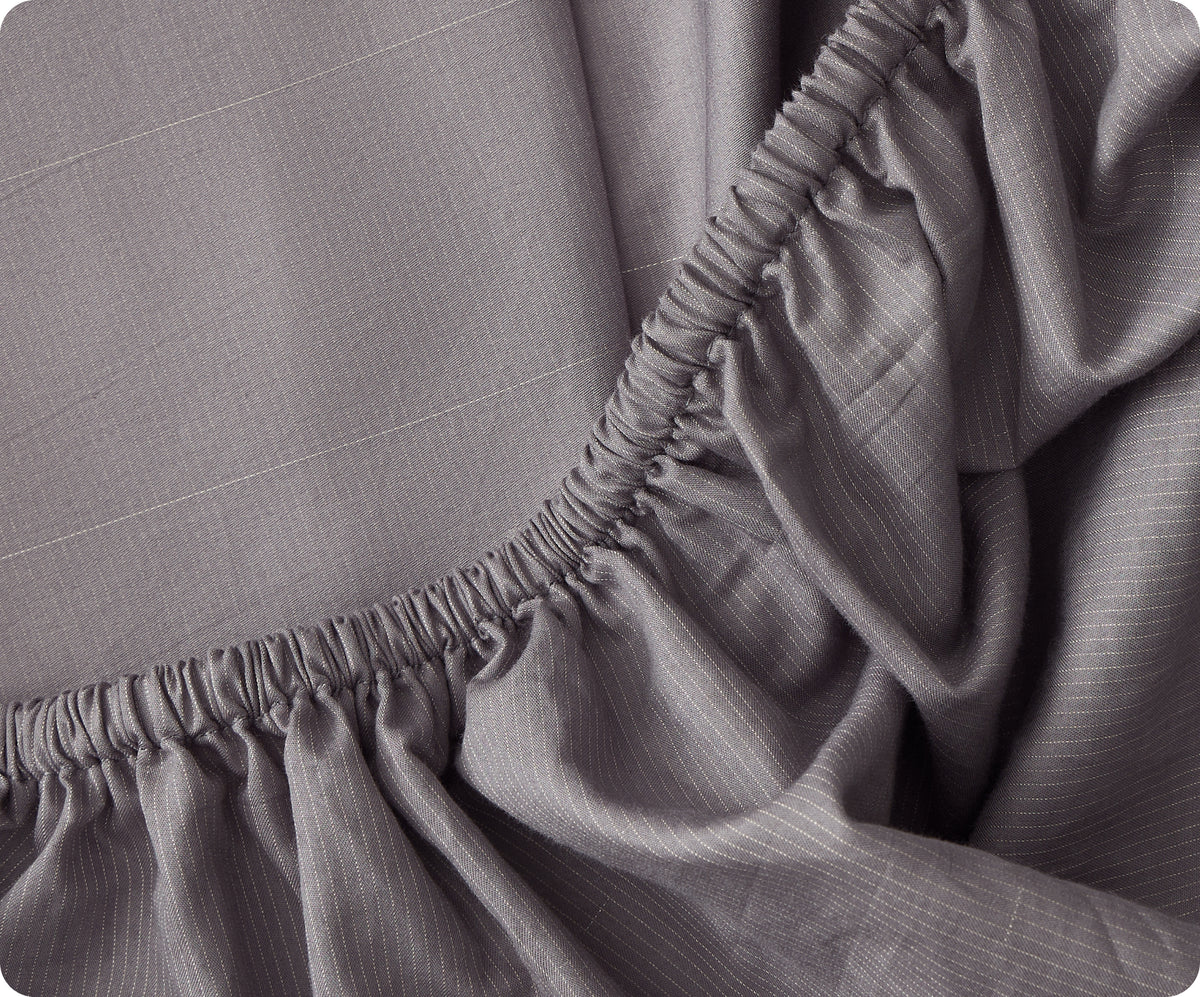 close up of queen gravity grey grounding sheet